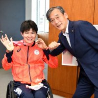 羽賀選手　松戸市へ「銅」報告　車いすラグビー　「パリ出場目指す」