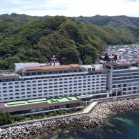 鴨川スパホテル三日月（ＨＭＩホテルグループ提供）