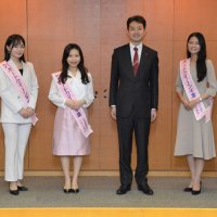 新ポートクイーン５人が知事訪問　千葉港ＰＲ「地域の魅力伝えたい」