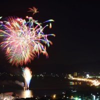 疫病退散願い７６８発　館山でサプライズ花火