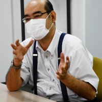 「心の隙間に酒があると、いつアルコール依存になってもおかしくない」と警鐘を鳴らす市原刑務所の山下教育専門官＝市原市
