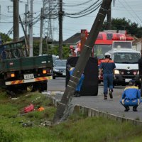 八街市で児童５人が飲酒運転の大型トラックにはねられ死傷した事故現場＝２０２１年６月２８日