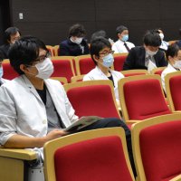 新人医師・看護師ら２００人、新年度迎え第一歩　「コロナ禍経て重要性感じた」　感染症対策の研修も　千葉大病院