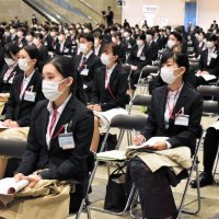 千葉大病院、イオン、県庁…新年度、県内各地で入社式　自覚と責任胸に第一歩　コロナ下３年目、対面開催も