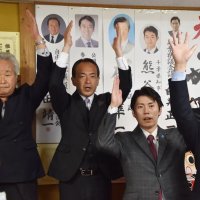 実績訴え石井氏５選　南房総市長選　「全市民のため頑張る」