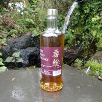 ウイスキー「房総」とその原料である湧き水