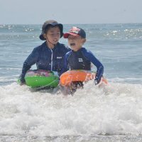 【子ども新聞　週刊ちばにち家】　３年ぶり海開き　夏満喫　九十九里、千葉県内で最も早く　（２０２２年７月７日号）