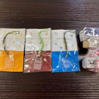 景品のキーホルダー３種類とスタンプ２種類
