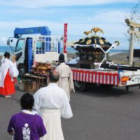 神輿、３年ぶり海岸に　トラックで渡御「次への一歩」　一宮・玉前神社例大祭
