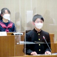 中学生、市政に鋭く質問　障害者の外出や交通安全　鎌ケ谷
