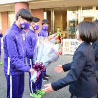 白子町　箱根駅伝Ｖの駒大歓迎　スポーツ合宿復活へはずみ