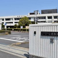 京成バスと免許センター出ようとした車が衝突　乗客女性１人軽傷　千葉市美浜区