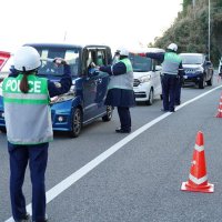 国道１２８号でいすみ・勝浦署　飲酒事故根絶へ検問