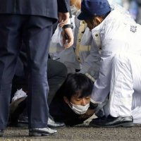 【速報】首相に爆発物投げ込む　和歌山、容疑の男逮捕　きょう千葉県内での街頭演説は予定通りに