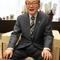 空港強化で地方創生　人口、企業の受け皿確保へ　５期目の小泉一成・成田市長　【インタビュー】