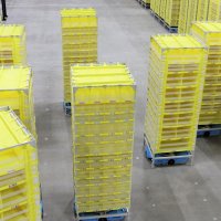 【動画あり】アマゾン物流拠点８月稼働　自走式ロボが商品棚を運搬、国内最大級　在庫数１７００万個　千葉みなとＦＣ