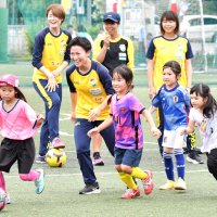 憧れジェフレディース選手とプレー　女性対象、サッカー教室　八千代