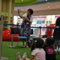 復興描く絵本読み聞かせ　著者の岡田さん　船橋で
