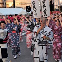 ３２００人にぎやかに「おっさ！」　４年ぶりやっさいもっさい踊り　木更津の街に熱気