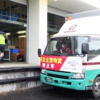 ２０２１年に県内で行われた緊急支援物資の輸送訓練（県提供）
