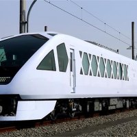東武鉄道の新型特急「スペーシアＸ」（東武鉄道特設サイトより）
