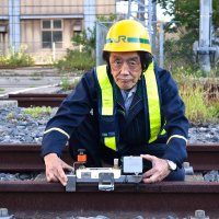 検査精度磨き安全守る　ＪＲ千葉支社千葉保線技術センター　長谷清さん（６４）　黄綬褒章　秋の褒章・千葉県内喜びの声
