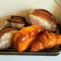小麦本来の香りと甘みを生かしたこだわりのパン
