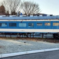 いすみ市への移設を待つ食堂車＝青森県八戸市（梅原さん提供）