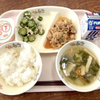 多古高生が育てた多古米や作物を使い、生徒自ら考案した給食