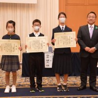 佐藤さん（君津・周南小）ら知事賞に輝く　３９人表彰　国土緑化運動ポスター