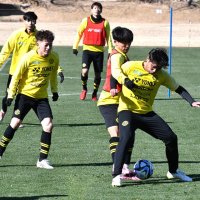 新シーズンへ始動　新加入組ハツラツ　柏レイソル