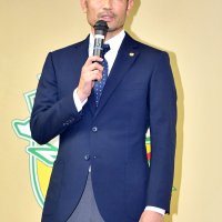 自分たち磨き続ける　小林監督、頂点で悲願達成へ　新シーズン意気込み　ジェフ千葉