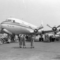 ７０年前に日本初の国際線旅客便に投入された「ＤＣ－６Ｂ型」（日本航空提供）
