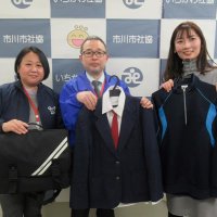 「いちかわ制服バンク」始動　困窮世帯の中学生に提供　社福協×リユース業者