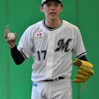 朗希、制球良く　キャンプ初ブルペン　石垣島キャンプ　千葉ロッテ