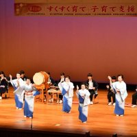 演奏楽しく、子育て支援　来場者ら保育施設に寄付　佐原商議所女性会が催し