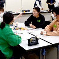 人手不足や事務作業の負担…　保育士集まり課題解決へ　同年代、気軽に意見交換　白井市が定期開催