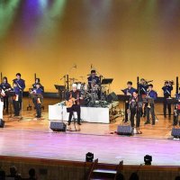 ボリビア文化、音楽で身近に　多古　高校生共演、食体験も