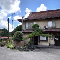 営業を再開した温泉旅館「鶴乃家」