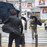 【速報・追記あり】千葉県内で強風　銚子で最大瞬間風速２５メートル　ＪＲの一部区間で運休や遅れ　東京湾アクアライン通行止め、東京湾フェリーは運航見合わせ