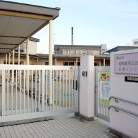 ＜流山市立幼稚園廃止方針＞　保護者ら見直し求め陳情　常任委「採択すべき」　市「私立支援で影響回避」　１９日本会議へ