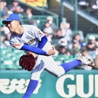 夢舞台ナイン躍動　臆せず持ち味存分に　中央学院うれしい初勝利　第９６回選抜高校野球　【プレーバック】