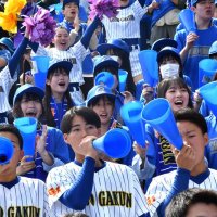 「よく頑張った」　躍進ナインたたえる　アルプススタンドや地元我孫子のＰＶ会場　第９６回選抜高校野球大会　中央学院決勝逃す