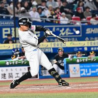 山口追撃２号ソロ　千葉ロッテ