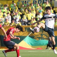 打ち合い屈す　ジェフ千葉
