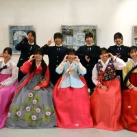 韓国文化研究部の部員たち