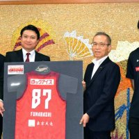 来季は優勝パレードを　千葉ジェッツ、ホーム船橋市に今季を報告