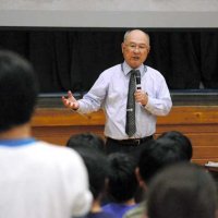 はやぶさ２、広がるロマン　東金の小学校で特別授業　搭載装置開発の村田さん、宇宙の魅力を身近に
