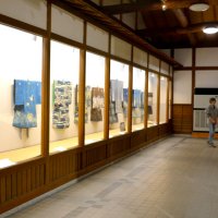 子の成長願う祝い着　いすみ市郷土資料館　企画展「めでたい模様II」　最古級の万祝、振り袖など５０点