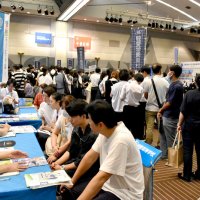 進学フェア、千葉会場延べ１万７６７５人　受験生ら熱心に情報収集
